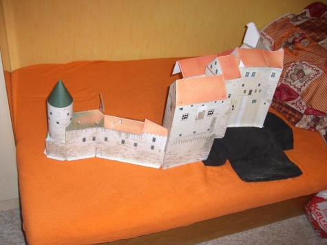 Hrad Pern�tejn
