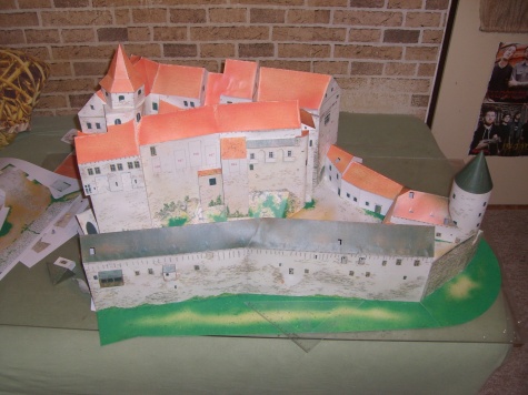 Hrad Pern�tejn
