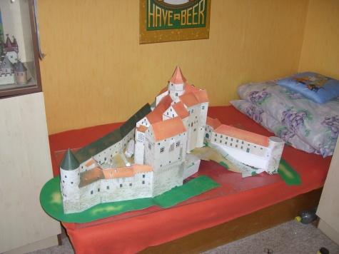 Hrad Pern�tejn