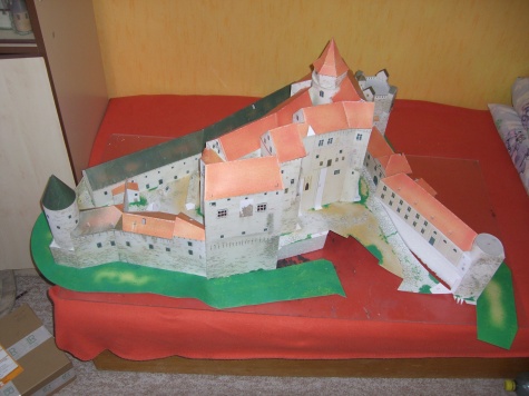 Hrad Pern�tejn