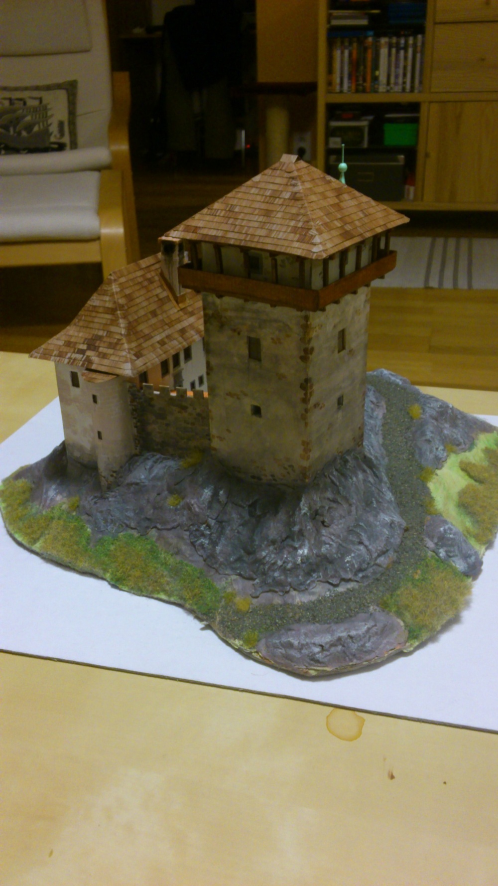 Hrad pro modelové kolejiště (Plná velikost v novém okně) Hrad pro modelové kolejiště