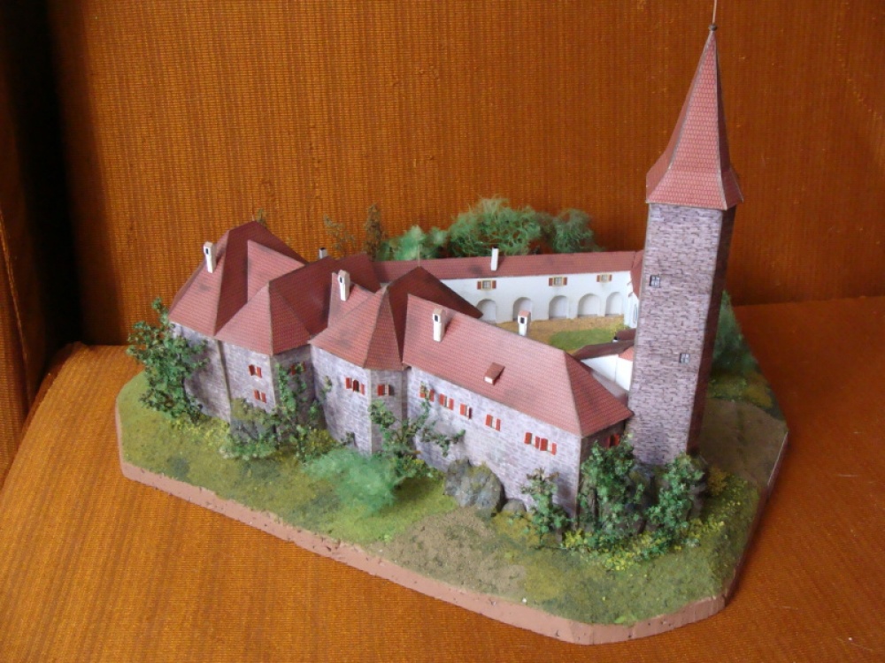 hrad Ro�tejn