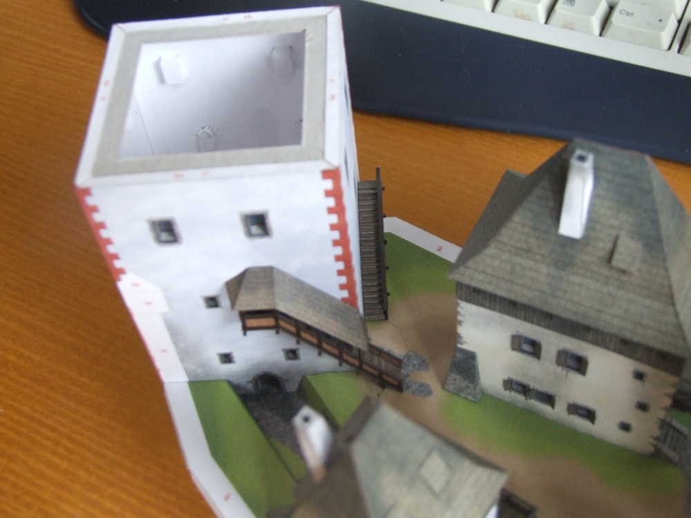 hrad Týřov (Plná velikost v novém okně) hrad Týřov
