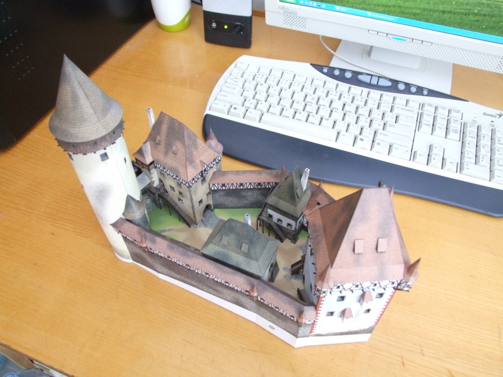 hrad Týřov (Plná velikost v novém okně) hrad Týřov