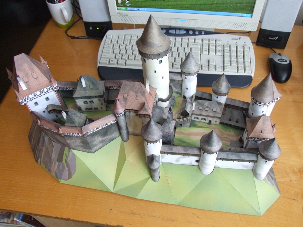 hrad Týřov (Plná velikost v novém okně) hrad Týřov