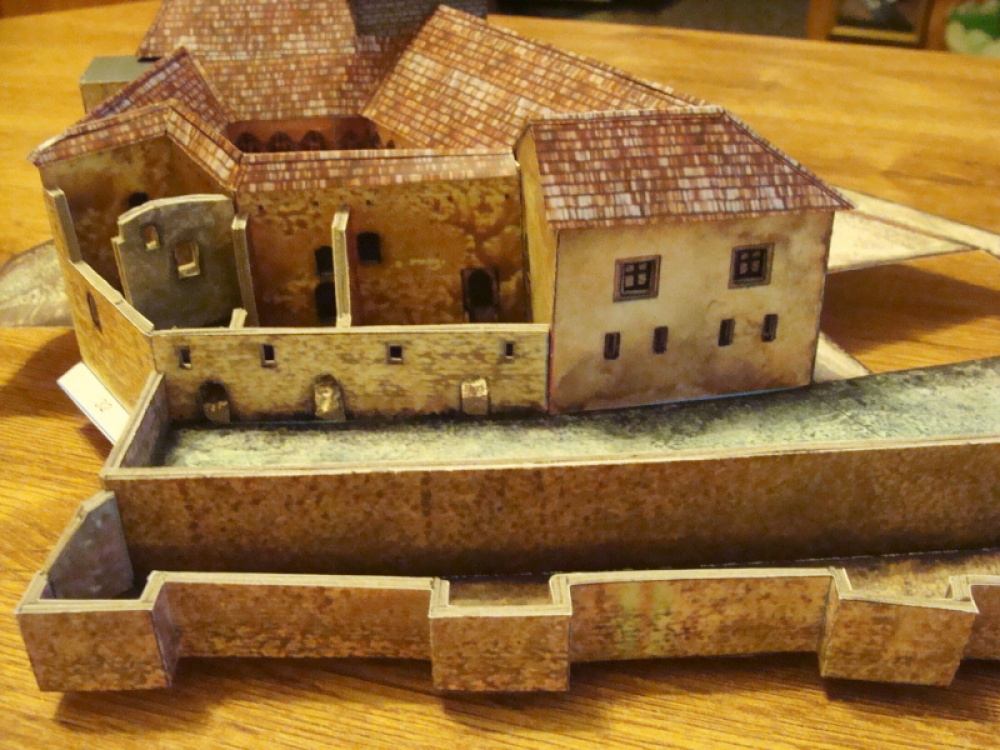 hrad Zv�kov