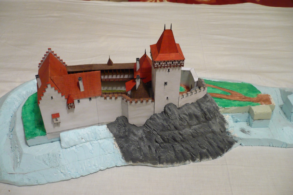 hrad Buben v 15. století (Plná velikost v novém okně) hrad Buben v 15. století