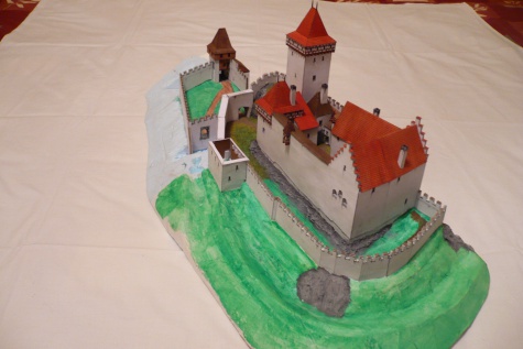 hrad Buben v 15. století hrad Buben v 15. století