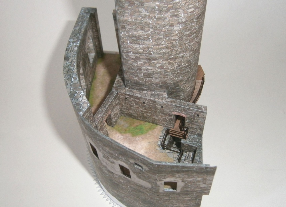 Hrad Svojanov (Plná velikost v novém okně) Hrad Svojanov