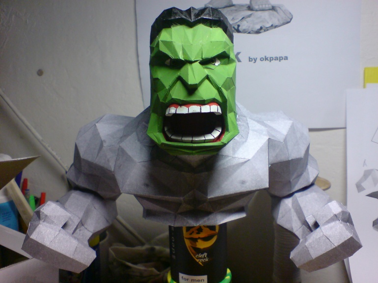 HULK (Plná velikost v novém okně) HULK