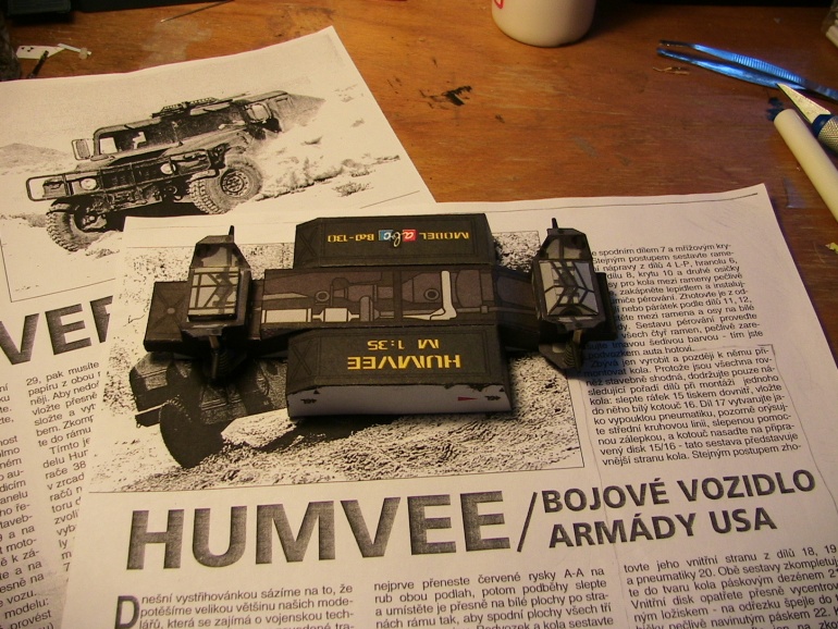 Humvee (Plná velikost v novém okně) Humvee