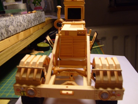 Husky MK III /1:25/ US -ARMY Beta Husky MK III /1:25/ US -ARMY Beta