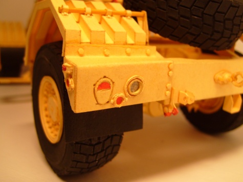  Husky MK III /1:25/ US -ARMY Beta