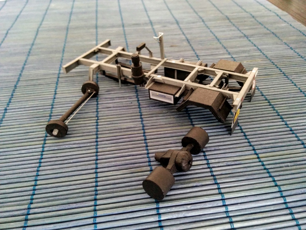 273891