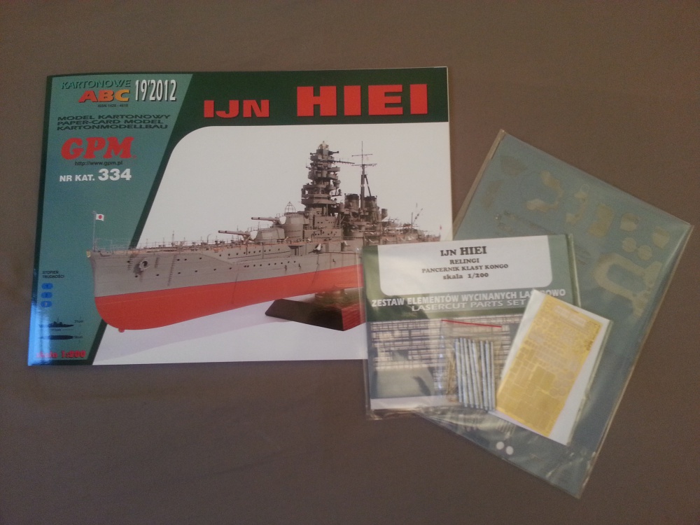 IJN HIEI (Plná velikost v novém okně) IJN HIEI