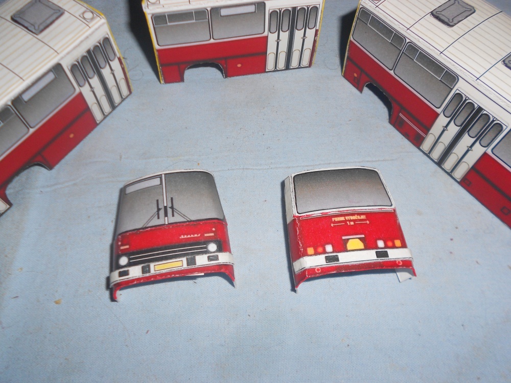 Ikarus 293 (Plná velikost v novém okně) Ikarus 293