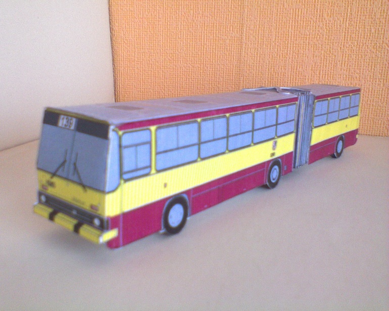 Ikarus (Plná velikost v novém okně) Ikarus