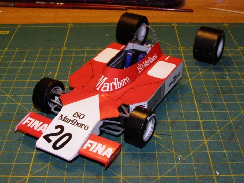 ISO Marlboro FW02