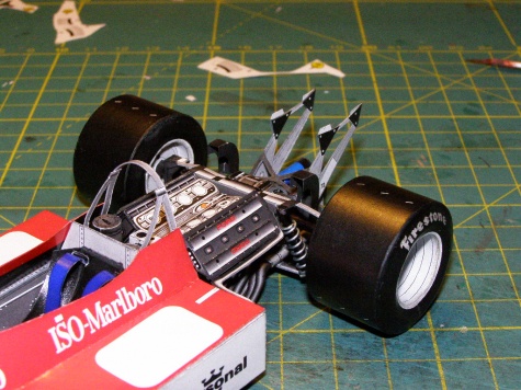 ISO Marlboro FW02