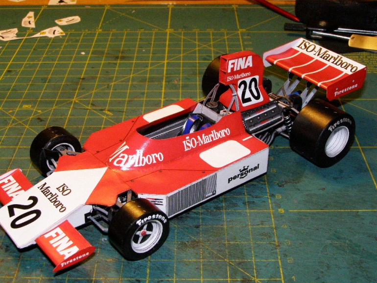 ISO Marlboro FW02 (Plná velikost v novém okně) ISO Marlboro FW02