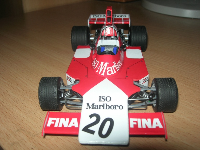 ISO Marlboro FW02 (Plná velikost v novém okně) ISO Marlboro FW02