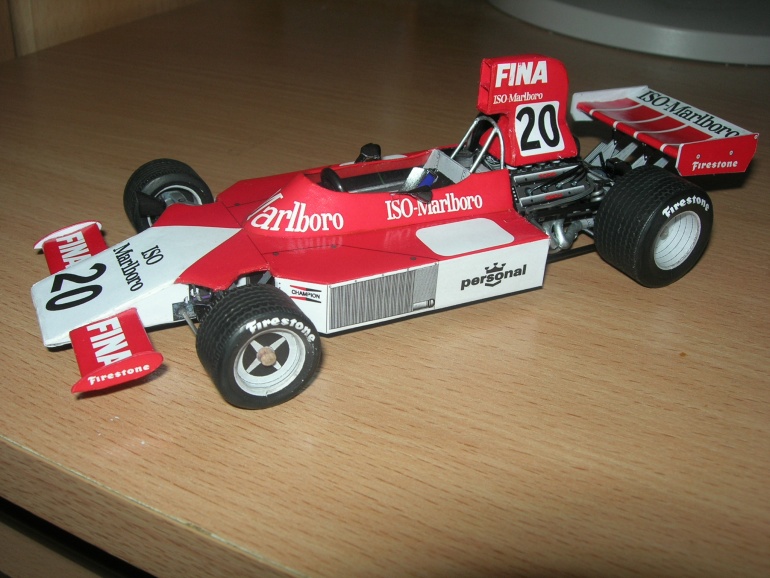 ISO Marlboro FW02 (Plná velikost v novém okně) ISO Marlboro FW02