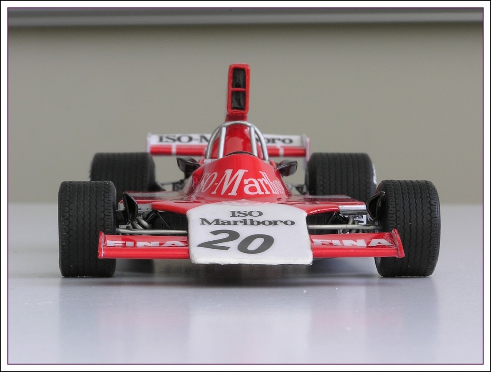 ISO Marlboro FW02
