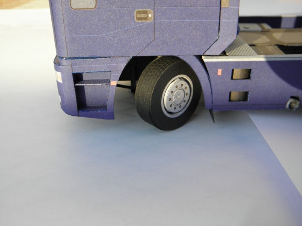 IVECO EUROSTAR (Plná velikost v novém okně) IVECO EUROSTAR