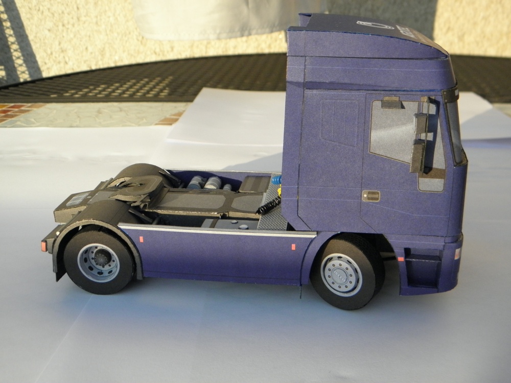 IVECO EUROSTAR (Plná velikost v novém okně) IVECO EUROSTAR