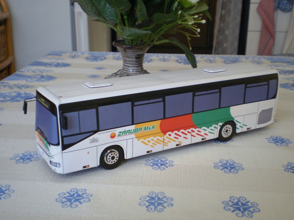 Iveco Crossway Z�ruba M&K