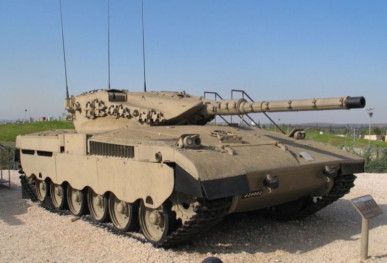 Izraelský tank Merkava (Plná velikost v novém okně) Izraelský tank Merkava
