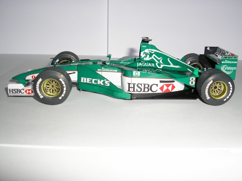 Jaguar R1-Johny Herbert (Plná velikost v novém okně) Jaguar R1-Johny Herbert