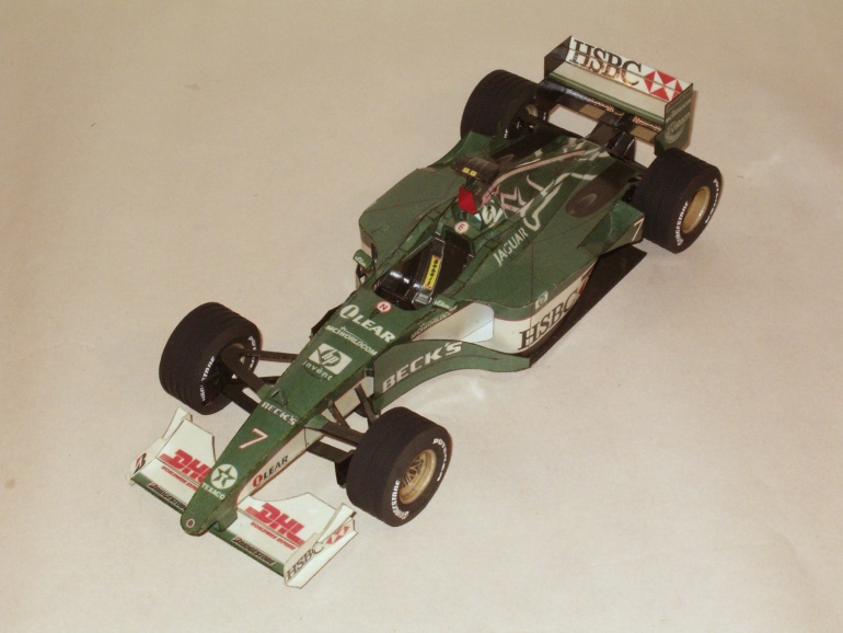 Jaguar R1 (Plná velikost v novém okně) Jaguar R1