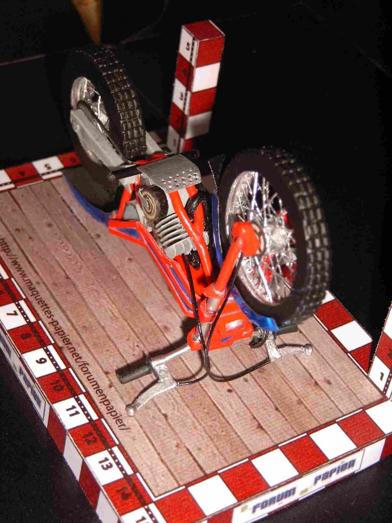 Jawa 250 trial (Plná velikost v novém okně) Jawa 250 trial