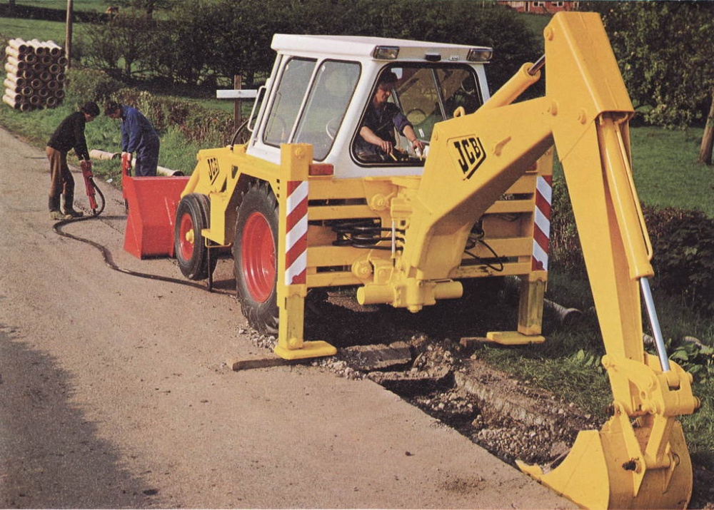 JCB 3C (Plná velikost v novém okně) JCB 3C