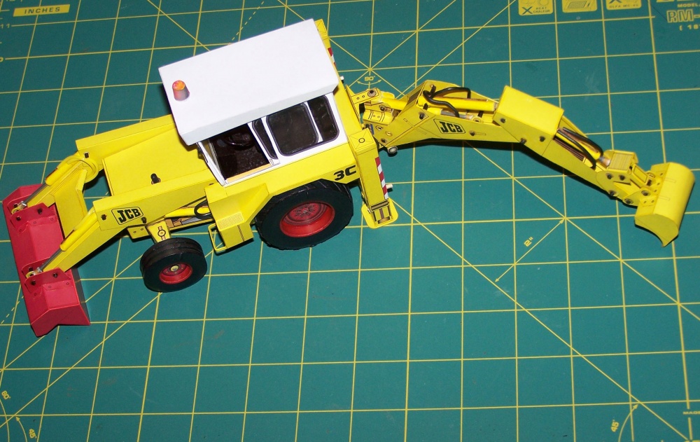 JCB 3C (Pln� velikost v nov�m okn�) JCB 3C