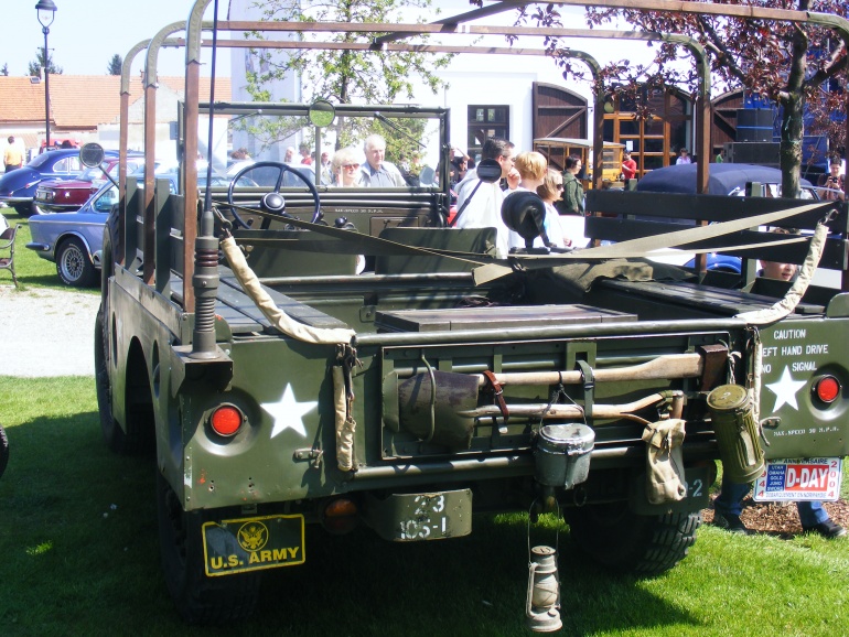 JEEP atd.