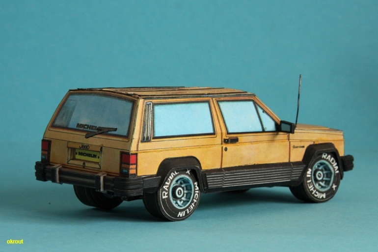 Jeep Cherokee (Plná velikost v novém okně) Jeep Cherokee