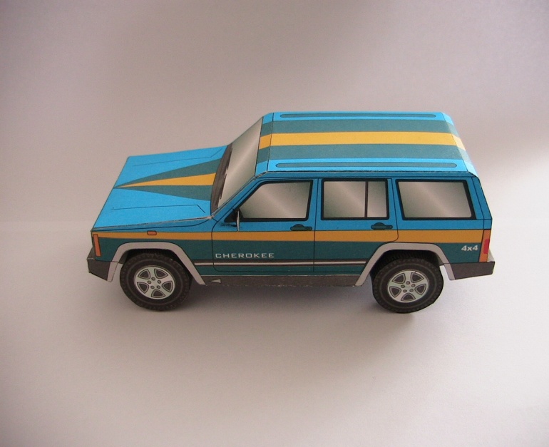 Jeep Cherokee (Plná velikost v novém okně) Jeep Cherokee