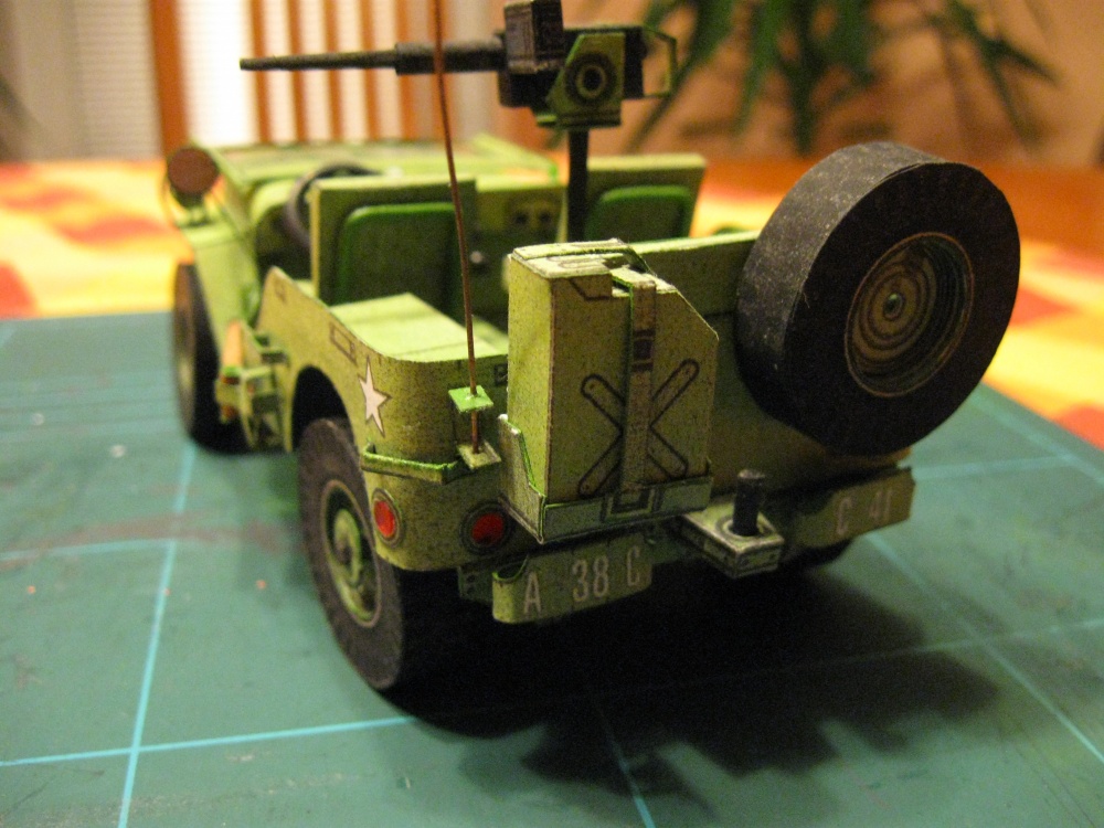 Jeep Willys MB s přívěsem (Plná velikost v novém okně) Jeep Willys MB s přívěsem