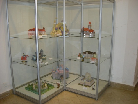 J�lov� u Prahy - v�stava model� architektury