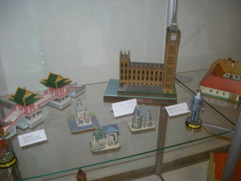 J�lov� u Prahy - v�stava model� architektury