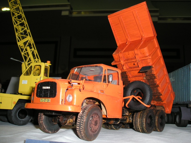 43051