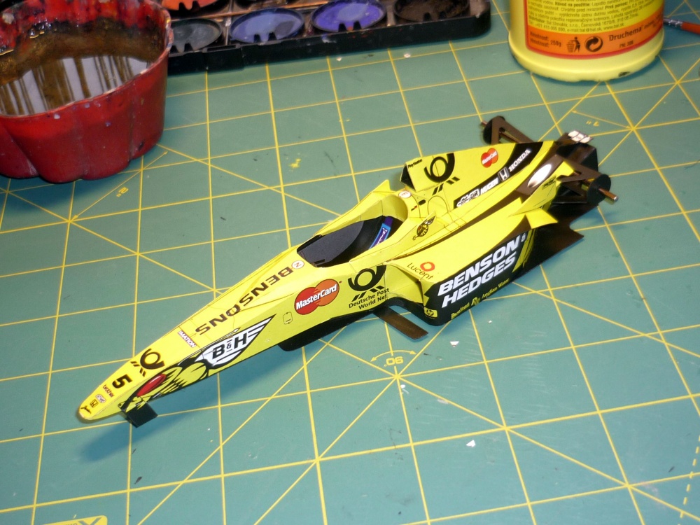 Jordan EJ 10 - Heinz Harald Frentzen - 2000 - 24hod. (Plná velikost v novém okně) Jordan EJ 10 - Heinz Harald Frentzen - 2000 - 24hod.