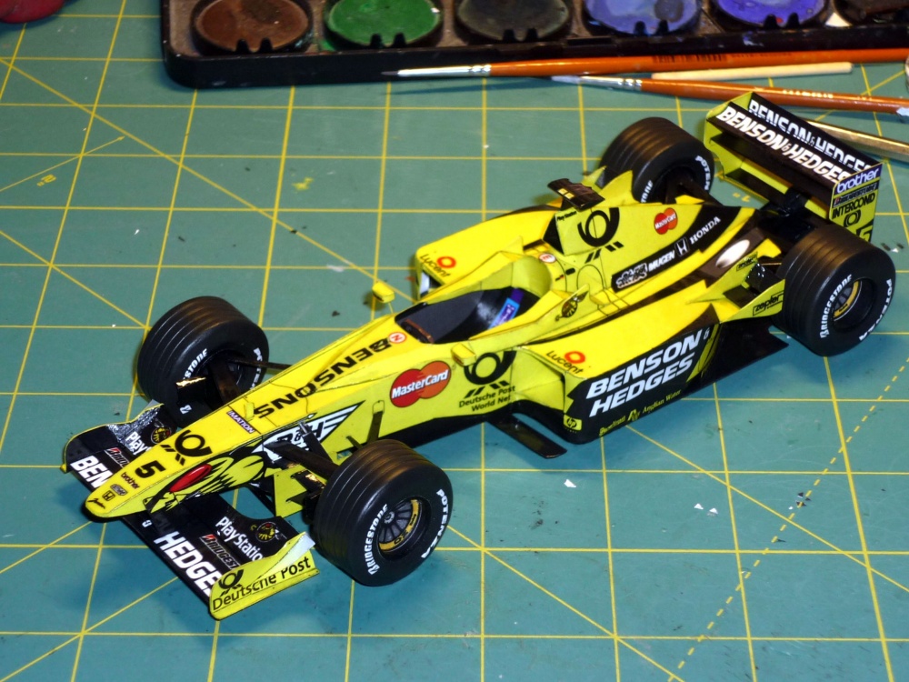 Jordan EJ 10 - Heinz Harald Frentzen - 2000 - 24hod. (Plná velikost v novém okně) Jordan EJ 10 - Heinz Harald Frentzen - 2000 - 24hod.