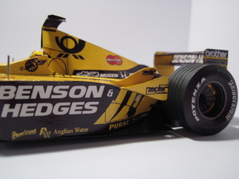 Jordan EJ 10 (Plná velikost v novém okně) Jordan EJ 10
