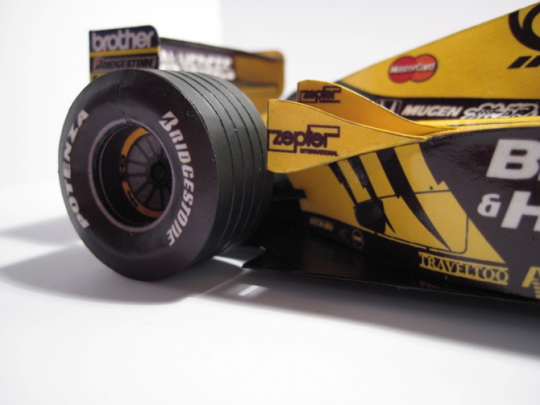 Jordan EJ 10 (Plná velikost v novém okně) Jordan EJ 10