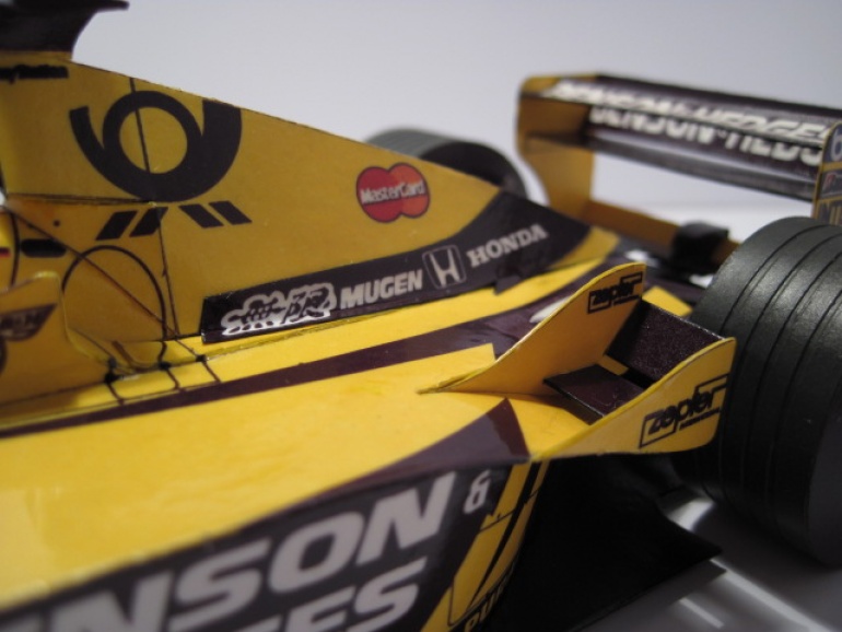 Jordan EJ 10 (Plná velikost v novém okně) Jordan EJ 10