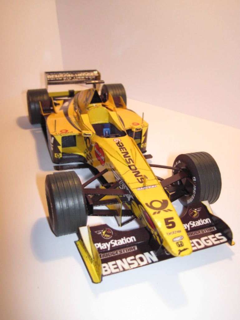 Jordan EJ 10 (Plná velikost v novém okně) Jordan EJ 10