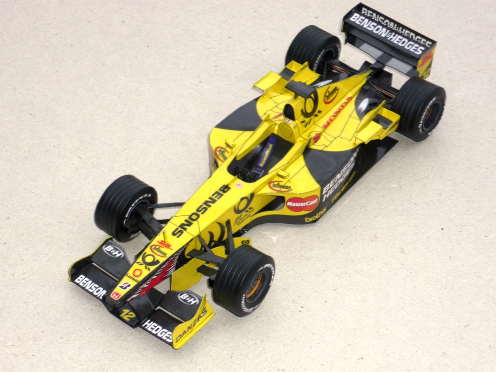 Jordan EJ 11 - Jarno Trulli - 2001 (Plná velikost v novém okně) Jordan EJ 11 - Jarno Trulli - 2001